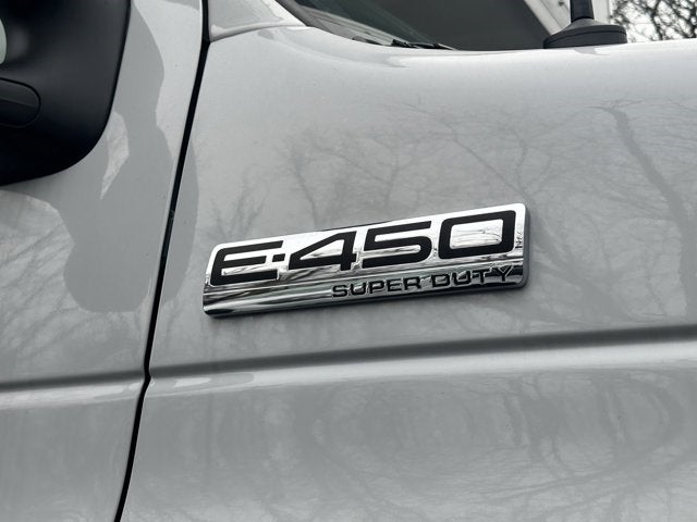 2023 Ford Econoline Cutaway E-450 DRW