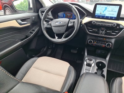 2022 Ford Escape Titanium