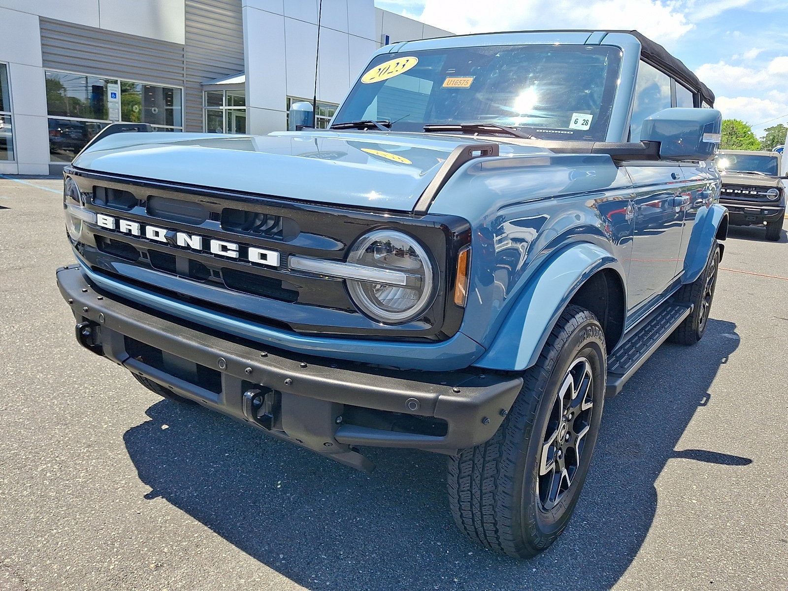 2023 Ford Bronco Outer Banks