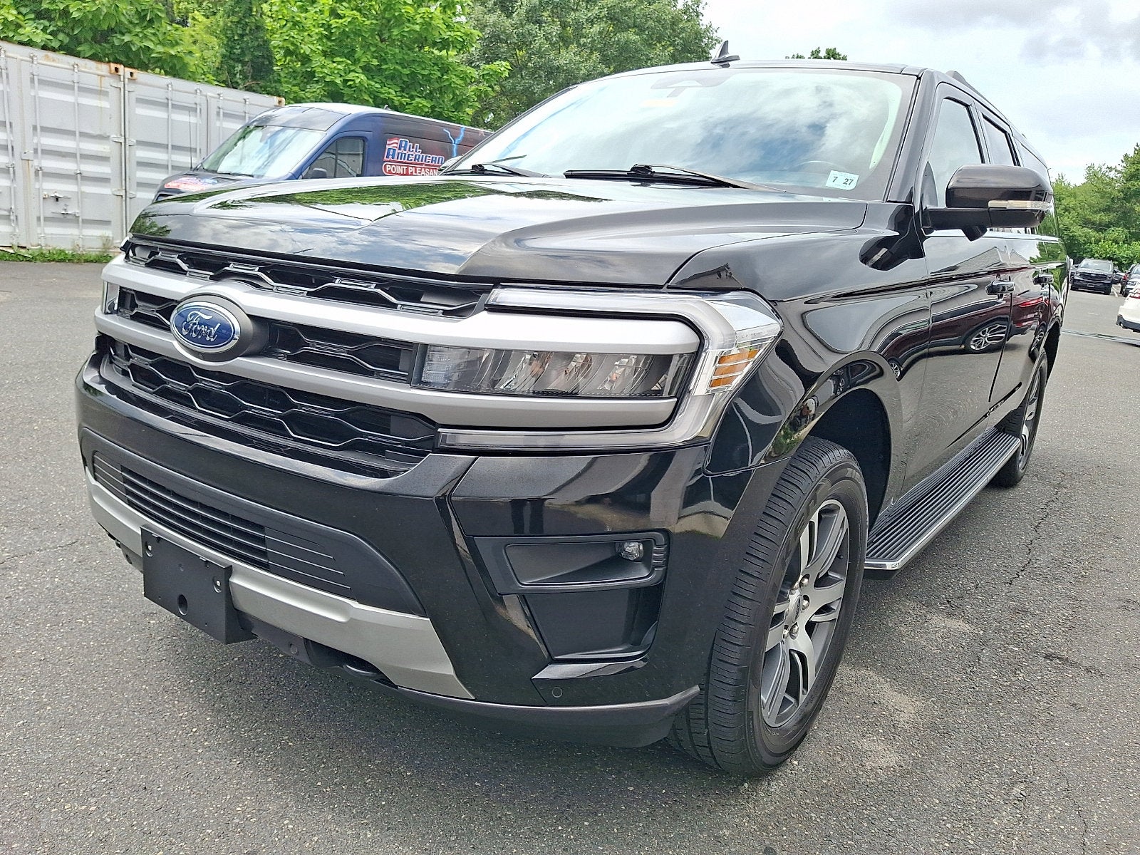 2022 Ford Expedition Max XLT