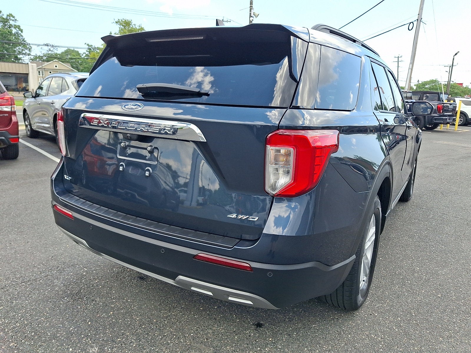 2024 Ford Explorer XLT