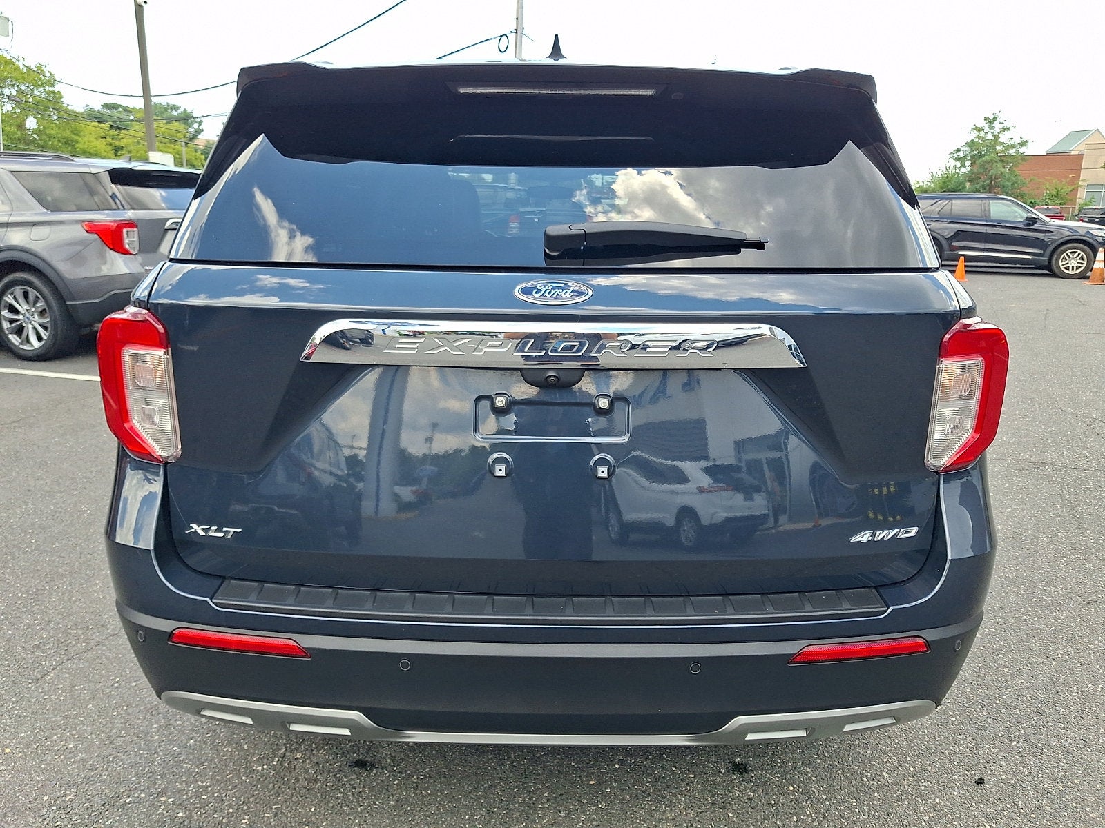 2024 Ford Explorer XLT