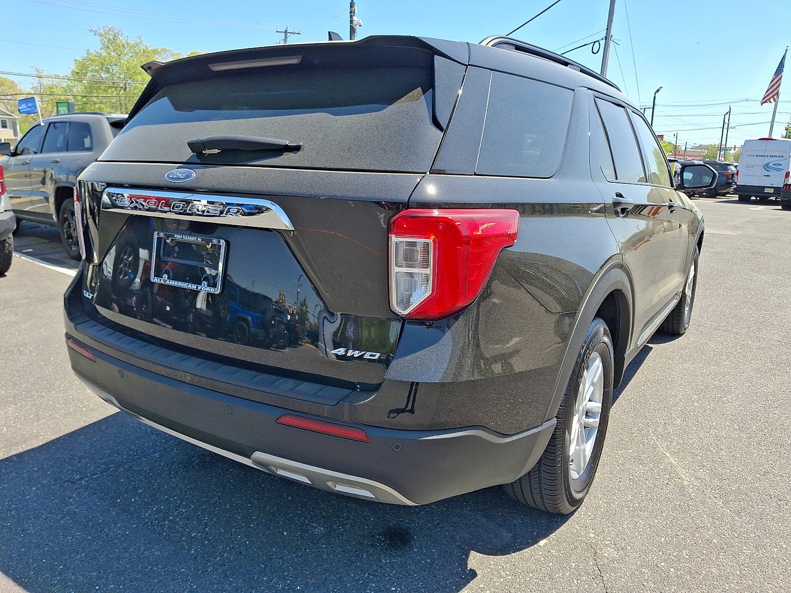 2024 Ford Explorer XLT
