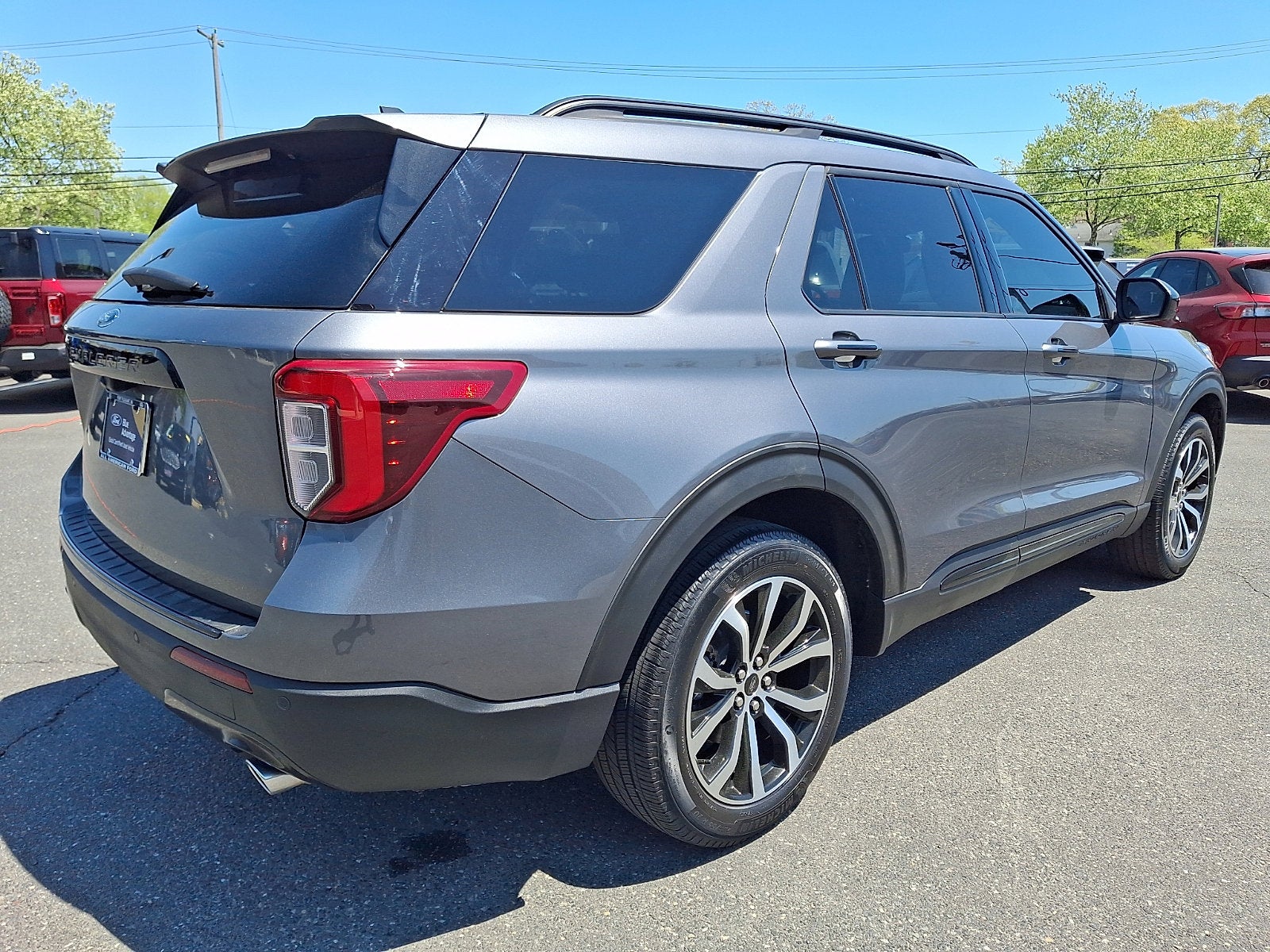 2022 Ford Explorer ST-Line