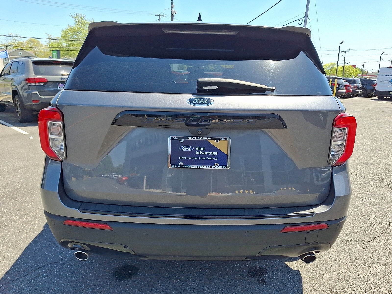 2022 Ford Explorer ST-Line