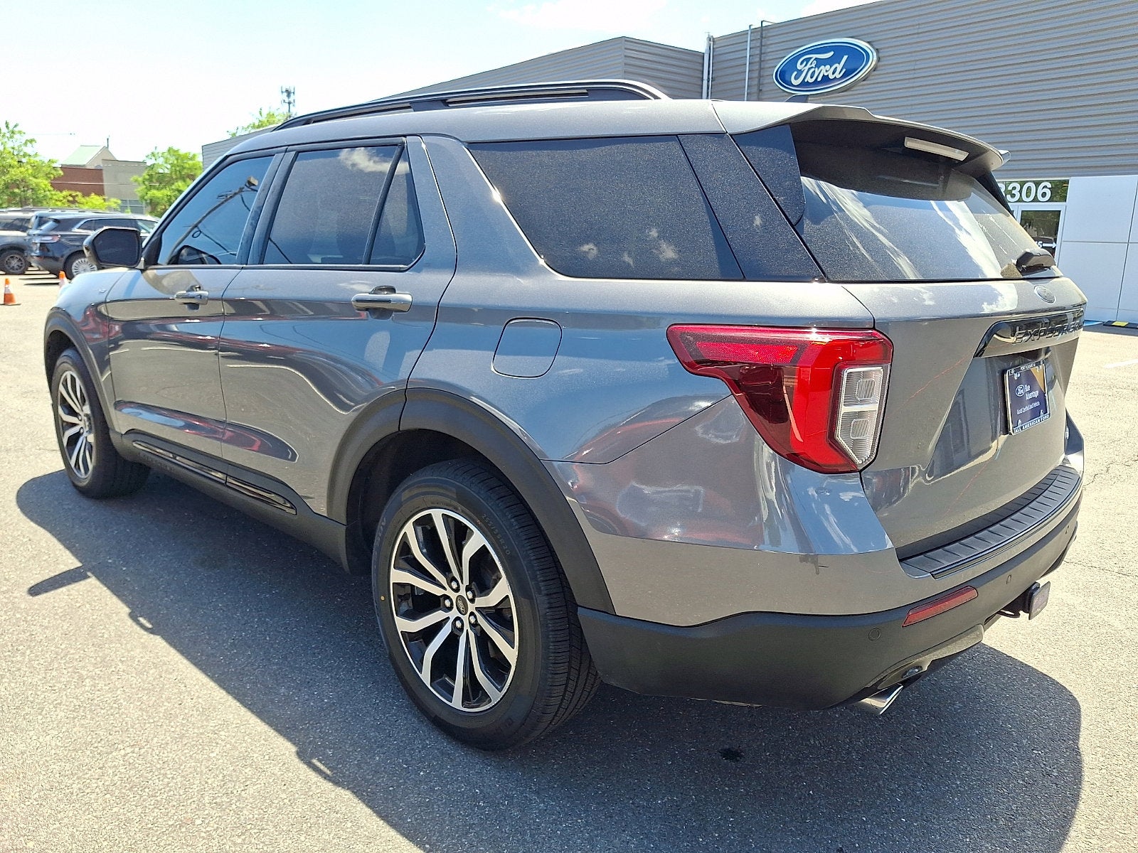 2023 Ford Explorer ST-Line