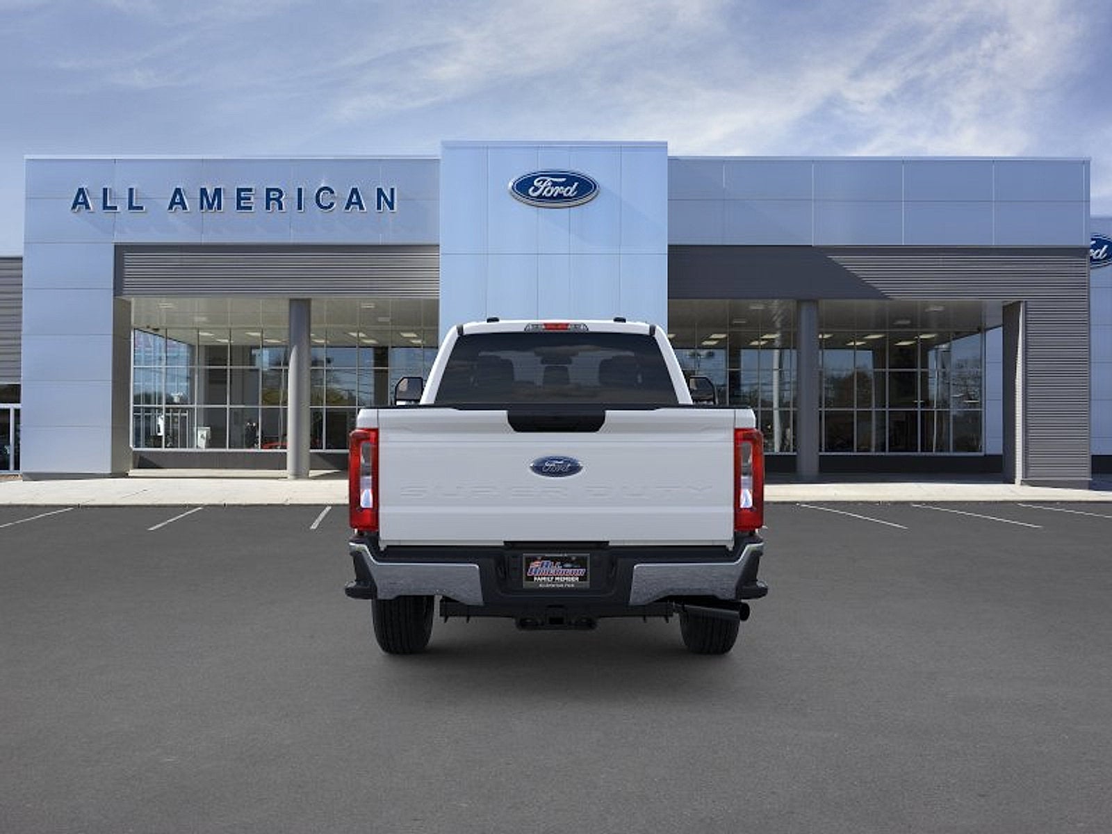 2026 Ford Super Duty F-350 SRW XLT