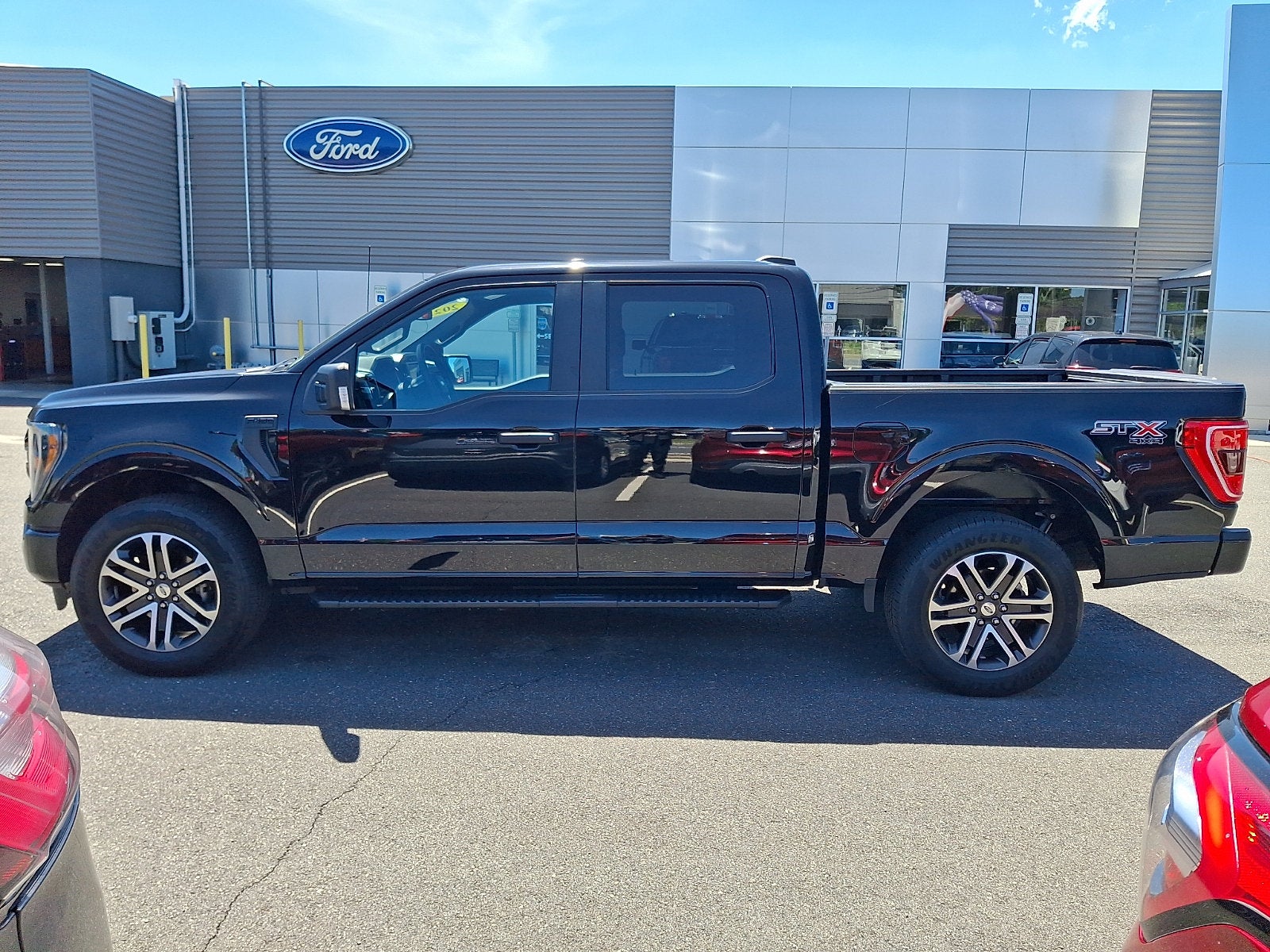 2023 Ford F-150 STX