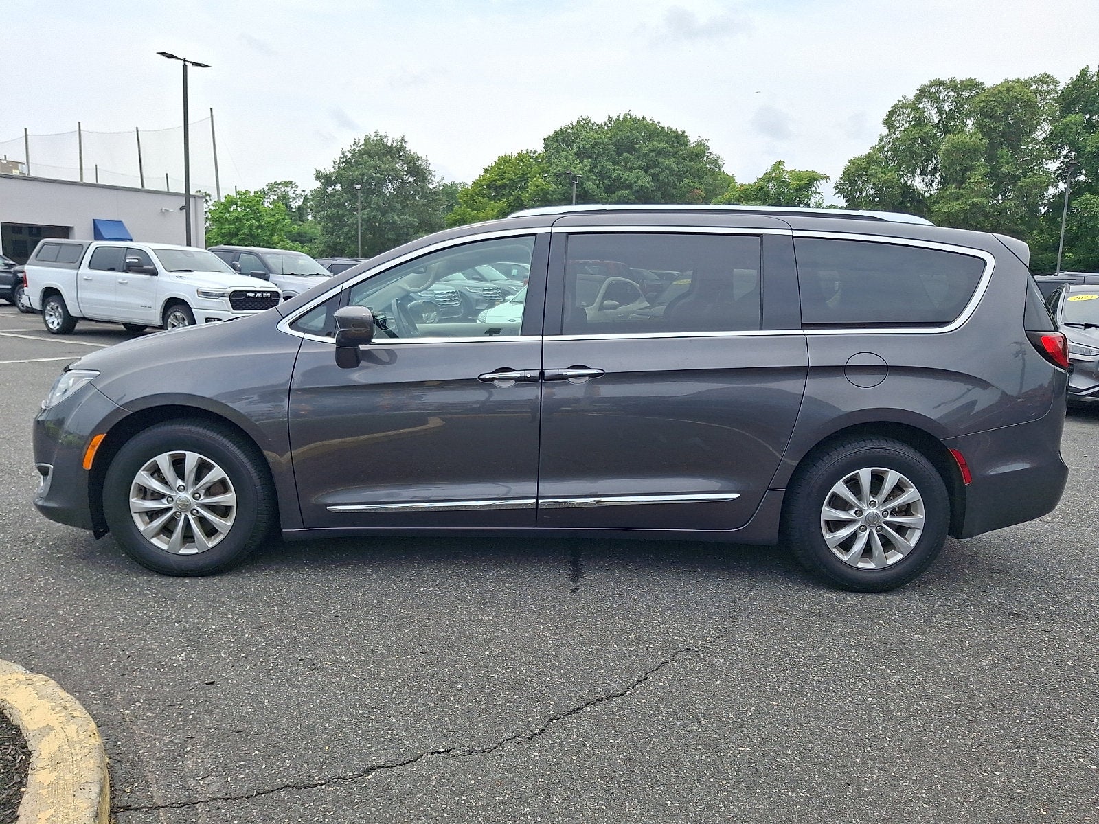 2019 Chrysler Pacifica Touring L