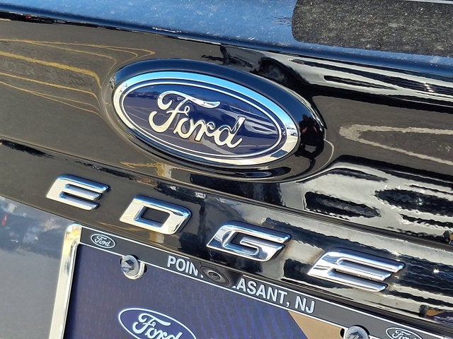2023 Ford Edge SE