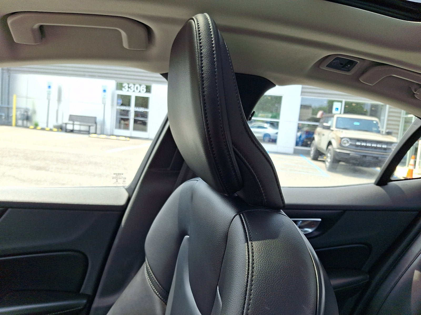 2021 Volvo S60 Momentum