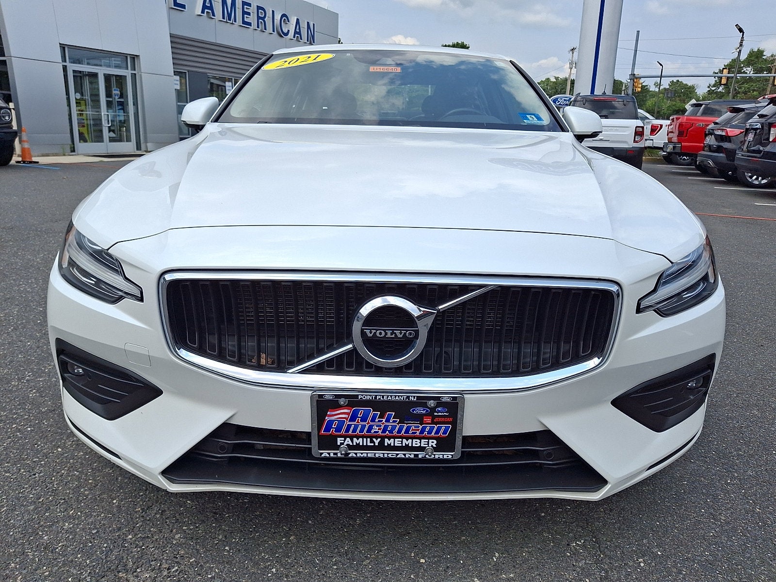 2021 Volvo S60 Momentum