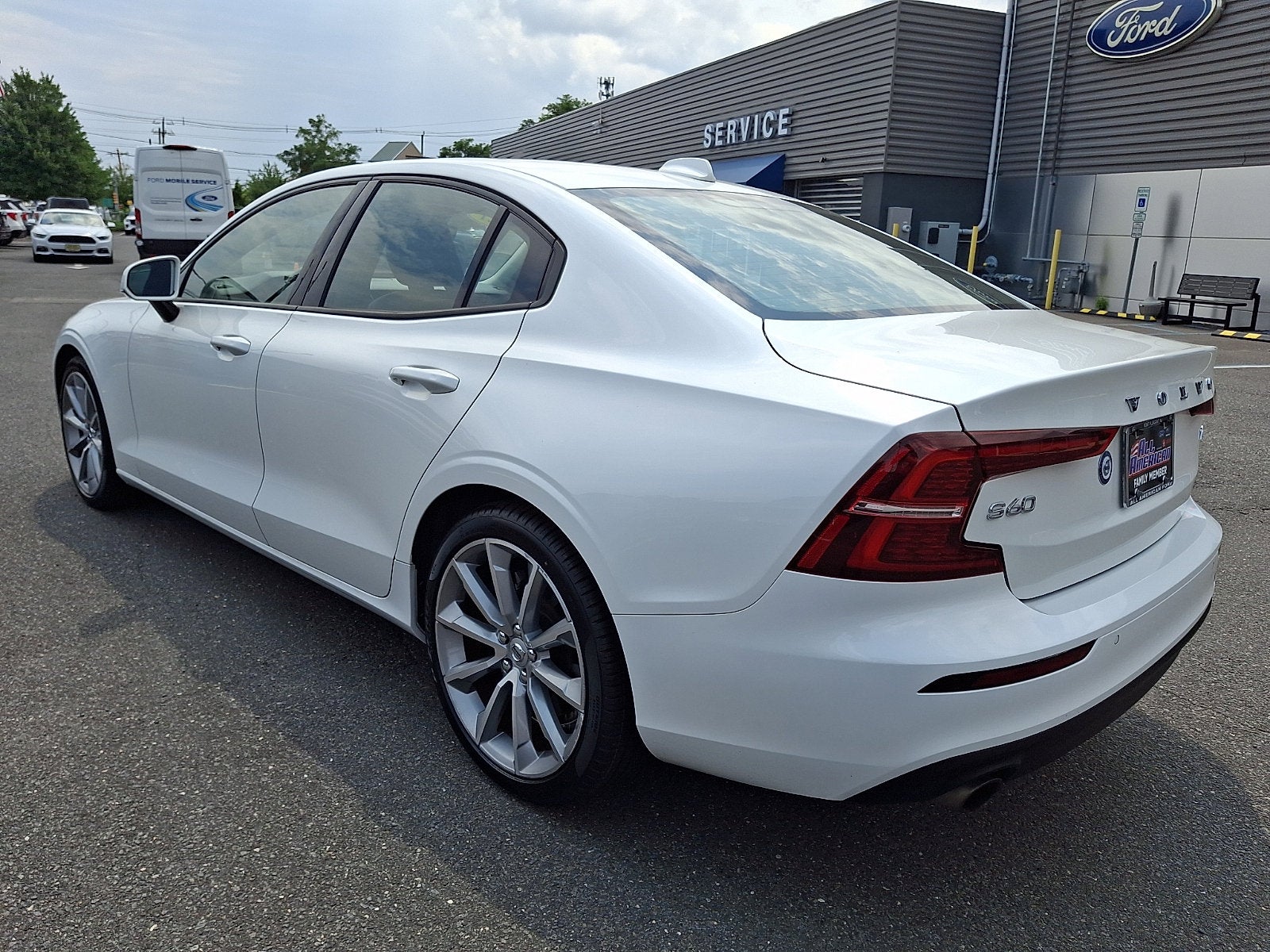 2021 Volvo S60 Momentum
