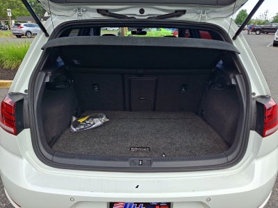 2018 Volkswagen Golf R 2.0T w/DCC & Navigation