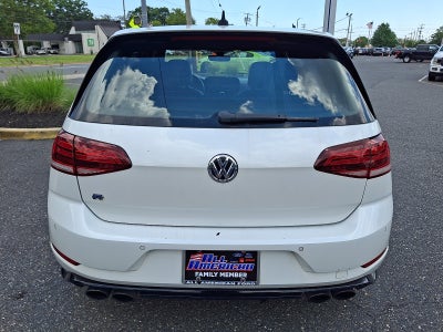 2018 Volkswagen Golf R 2.0T w/DCC & Navigation