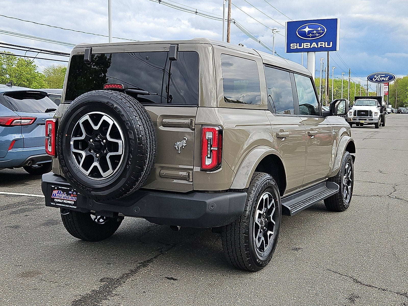 2025 Ford Bronco Outer Banks