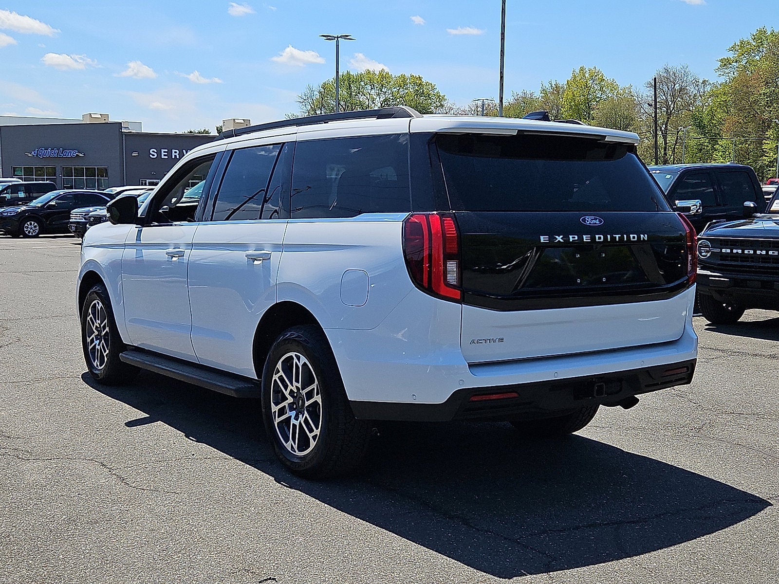 2025 Ford Expedition Active