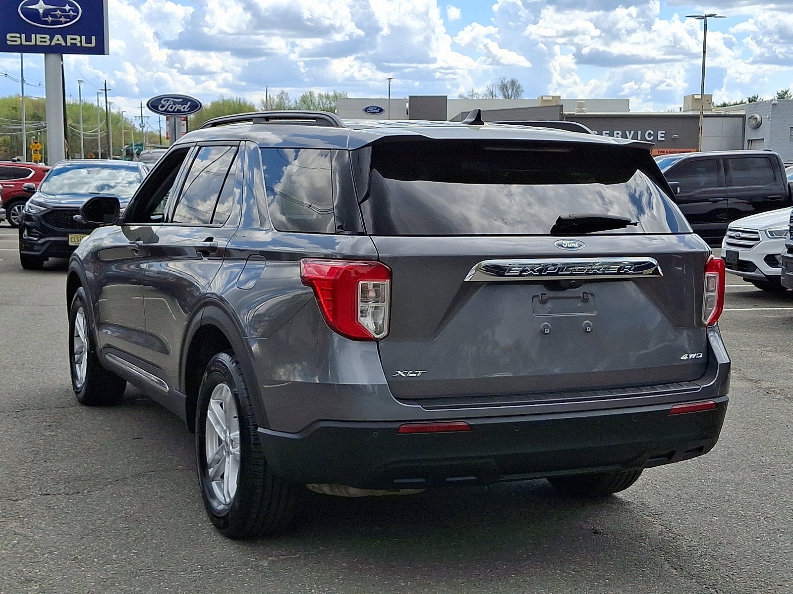 2023 Ford Explorer XLT