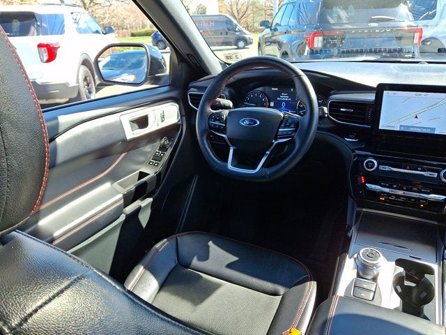 2023 Ford Explorer ST-Line