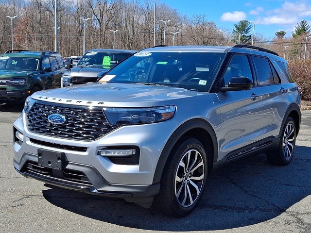 2023 Ford Explorer ST-Line