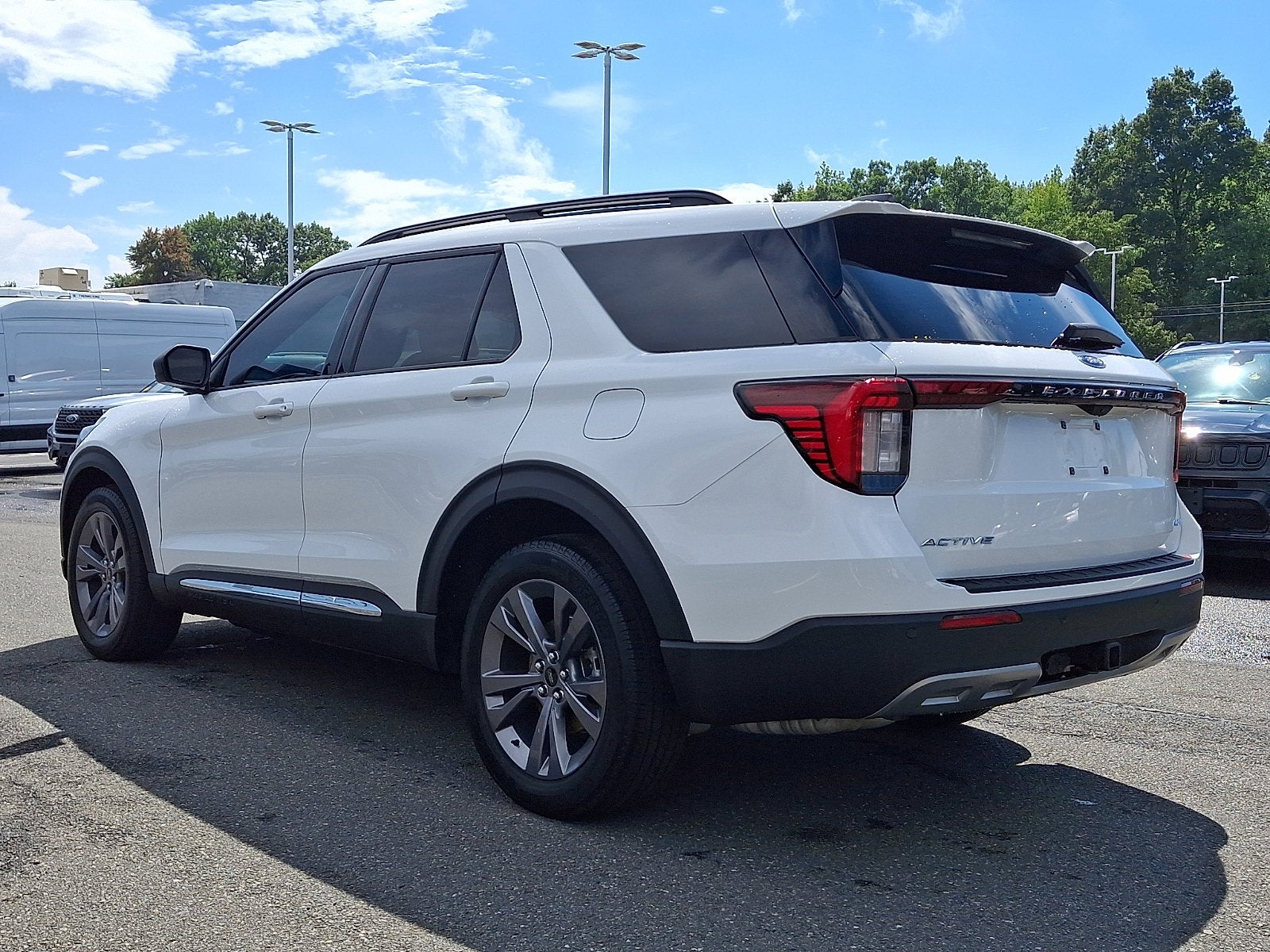 2025 Ford Explorer Active