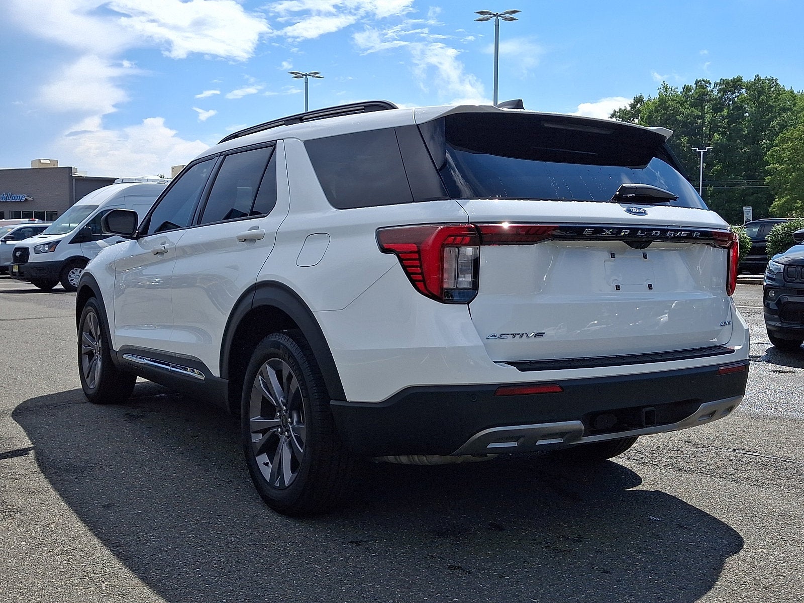 2025 Ford Explorer Active