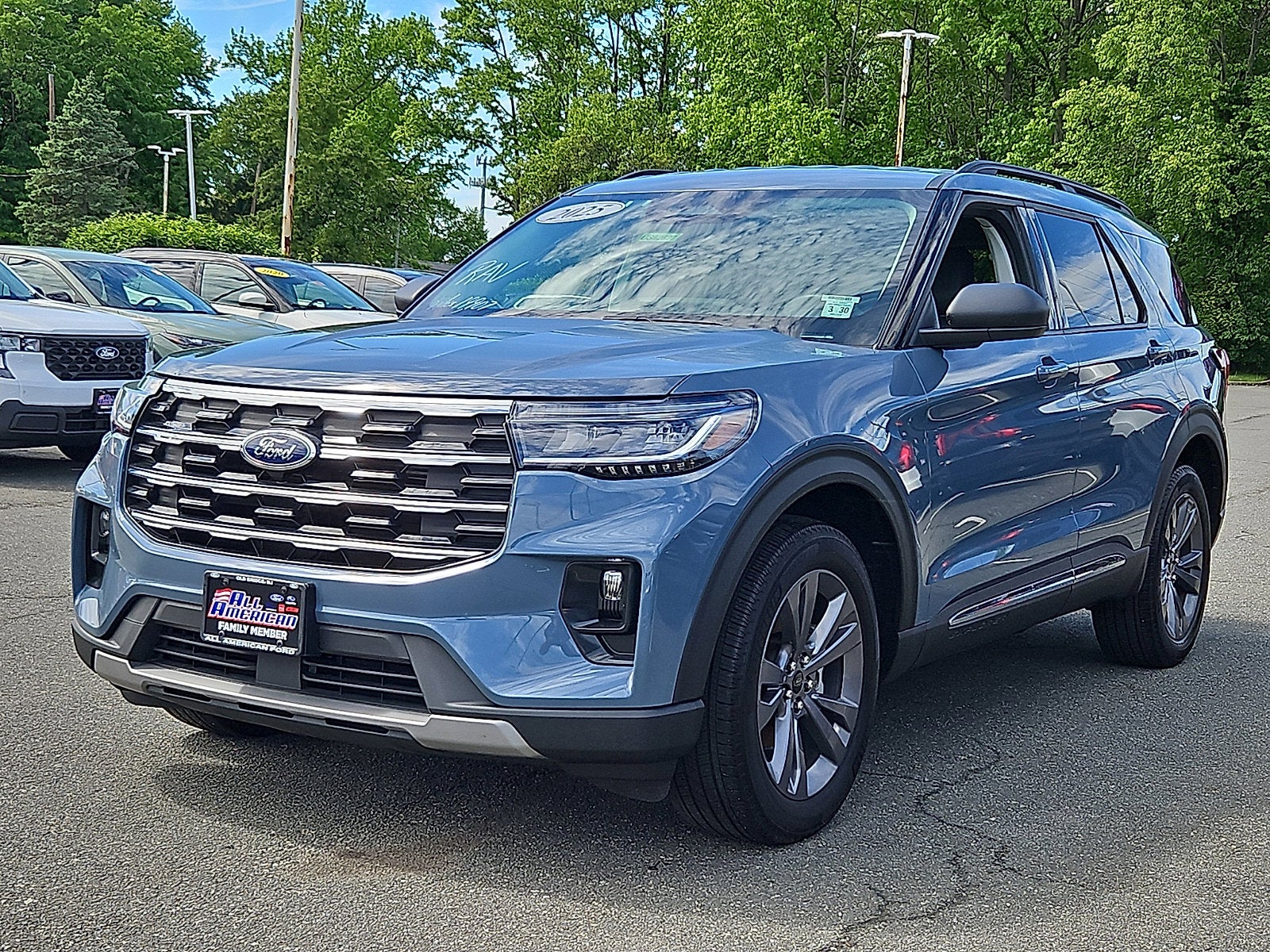 2025 Ford Explorer Active