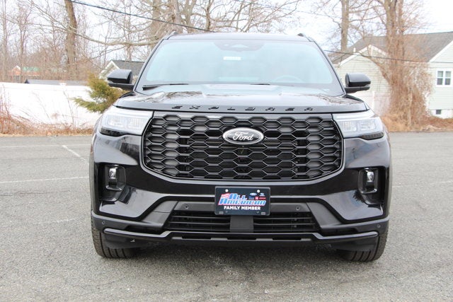 2026 Ford Explorer Red Diamond Blackout Edition