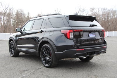 2026 Ford Explorer Red Diamond Blackout Edition