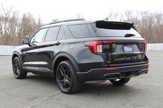 2026 Ford Explorer Red Diamond Blackout Edition