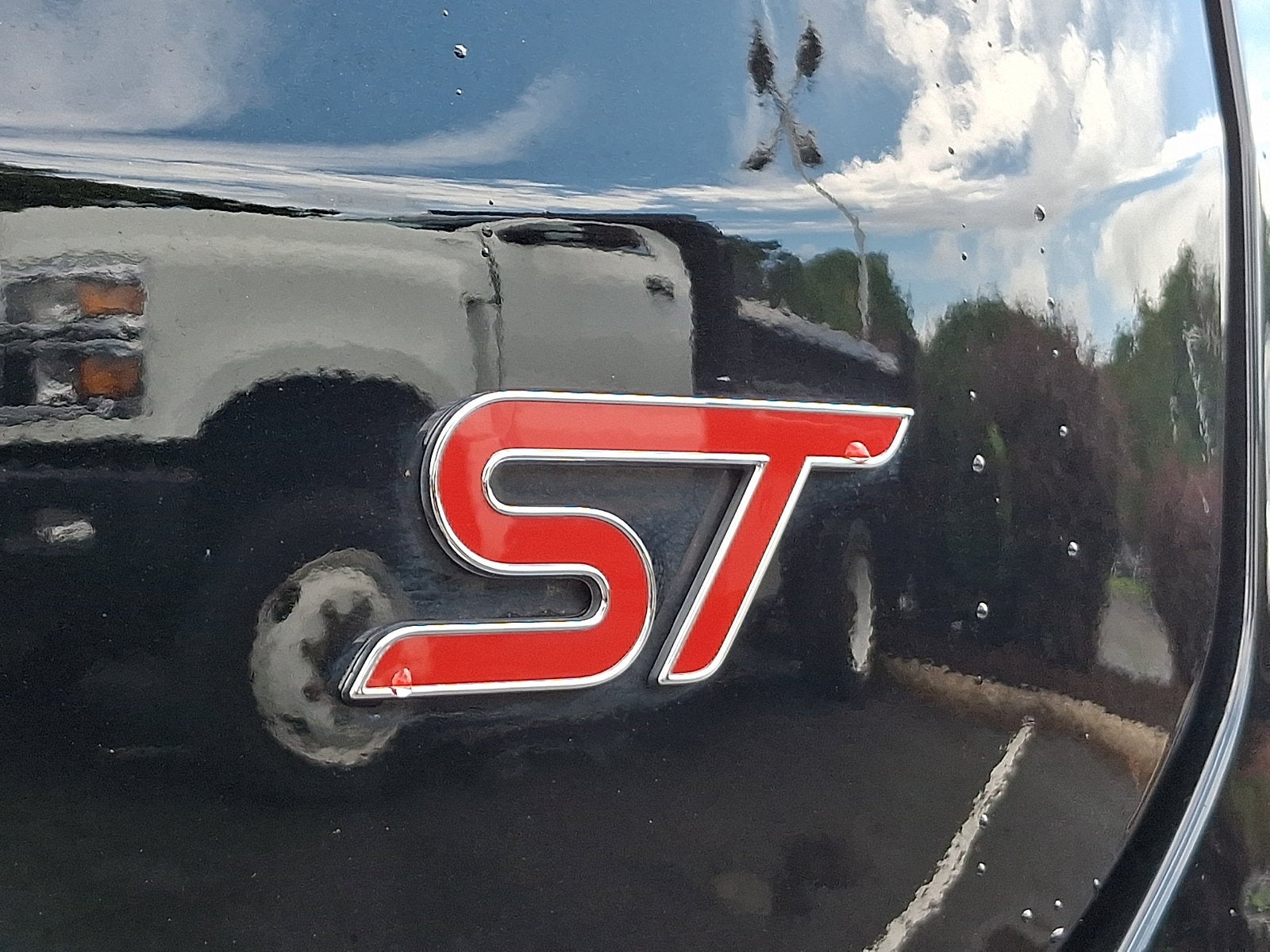 2024 Ford Edge ST