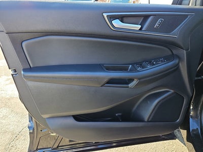 2020 Ford Edge SE