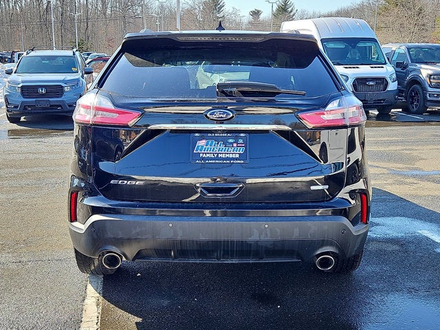 2020 Ford Edge SE