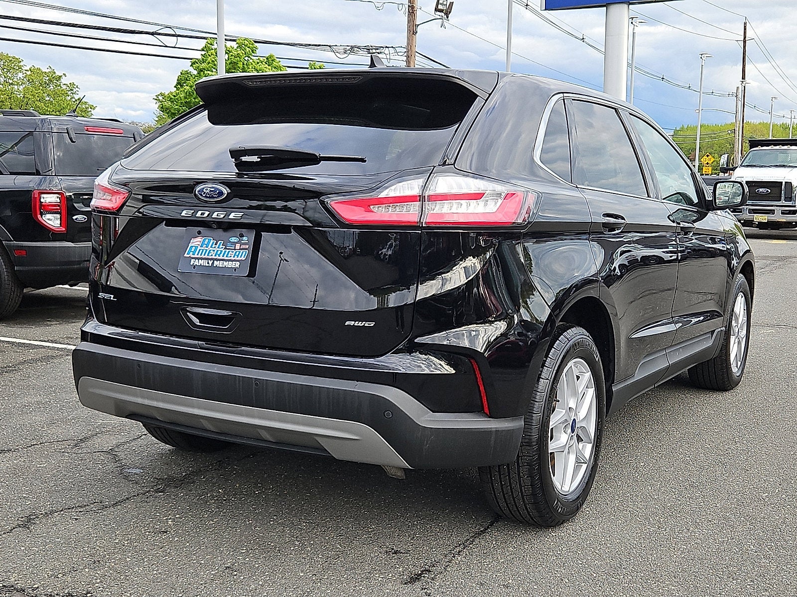 2022 Ford Edge SEL