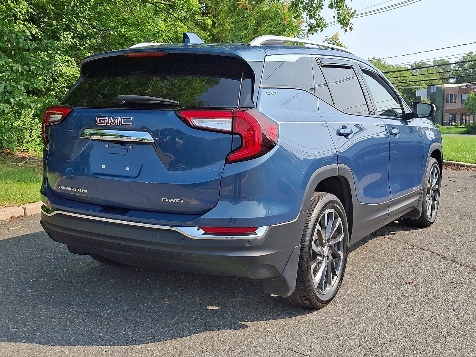 2024 GMC Terrain SLT