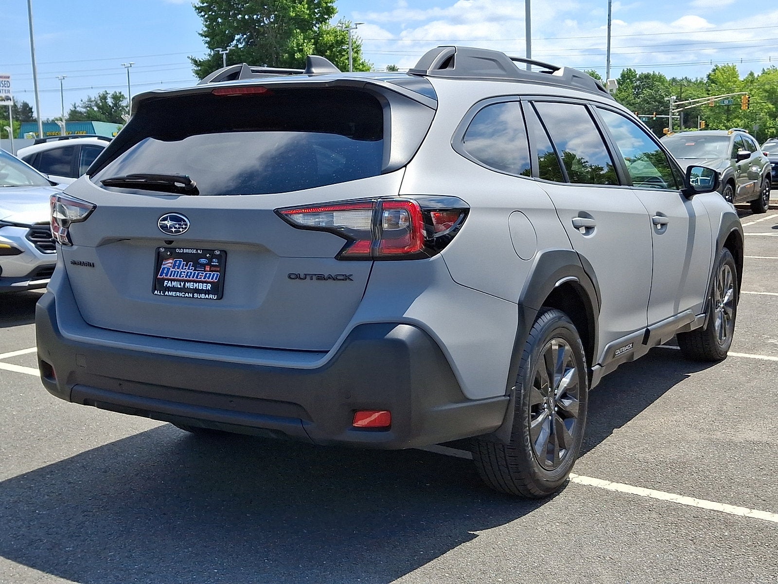 2023 Subaru Outback Onyx Edition w/ Custom Wrap