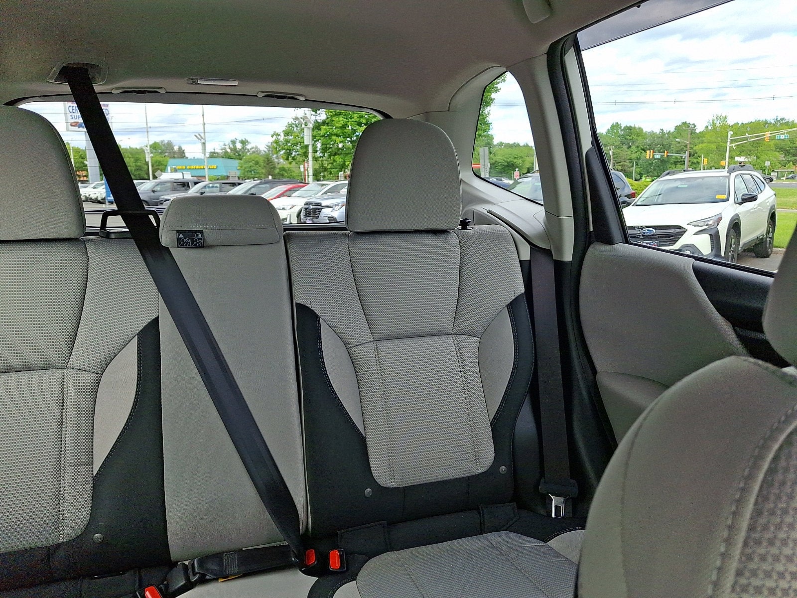 2024 Subaru Forester AWD