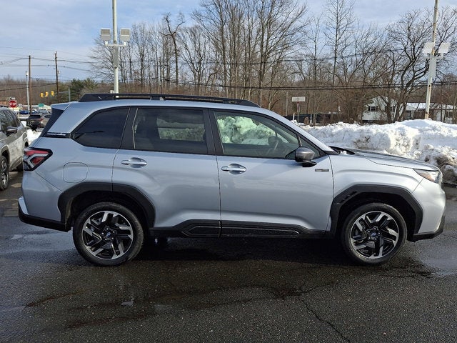 2025 Subaru Forester Hybrid Premium Hybrid