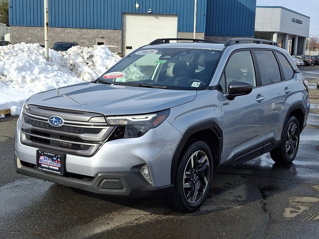 2025 Subaru Forester Hybrid Premium Hybrid