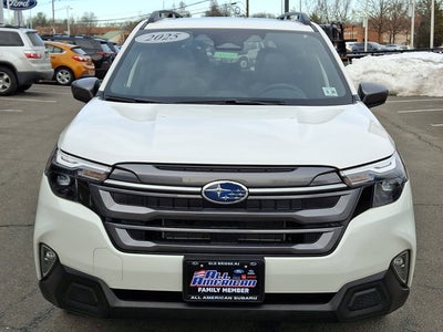 2025 Subaru Forester Hybrid Premium Hybrid