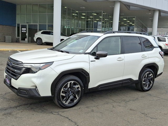 2025 Subaru Forester Hybrid Premium Hybrid