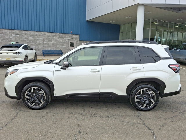 2025 Subaru Forester Hybrid Premium Hybrid