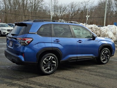 2025 Subaru Forester Hybrid Premium Hybrid