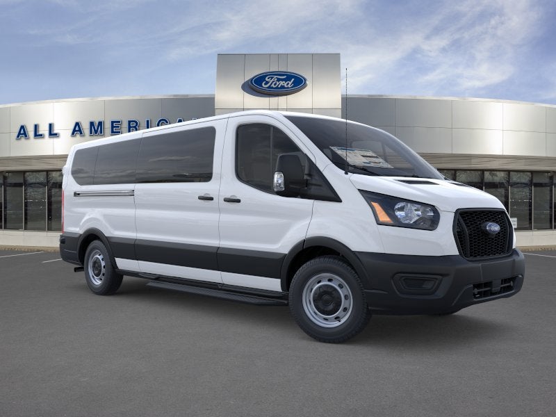 2025 Ford Transit Passenger Wagon Base
