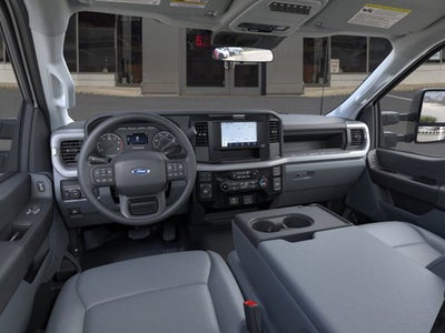 2025 Ford Super Duty F-350 DRW XL