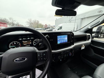 2026 Ford Super Duty F-550 DRW Base