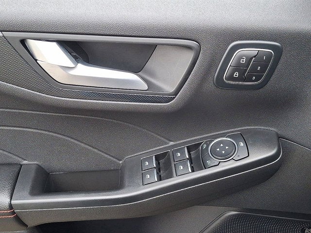 2023 Ford Escape ST-Line Elite