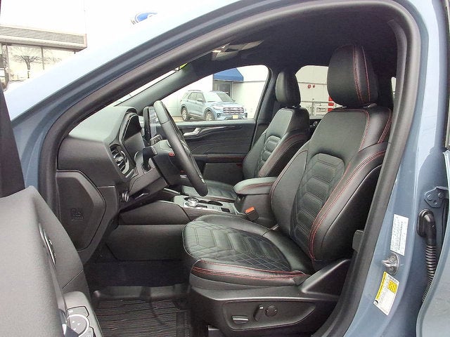 2023 Ford Escape ST-Line Elite