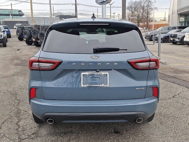 2023 Ford Escape ST-Line Elite