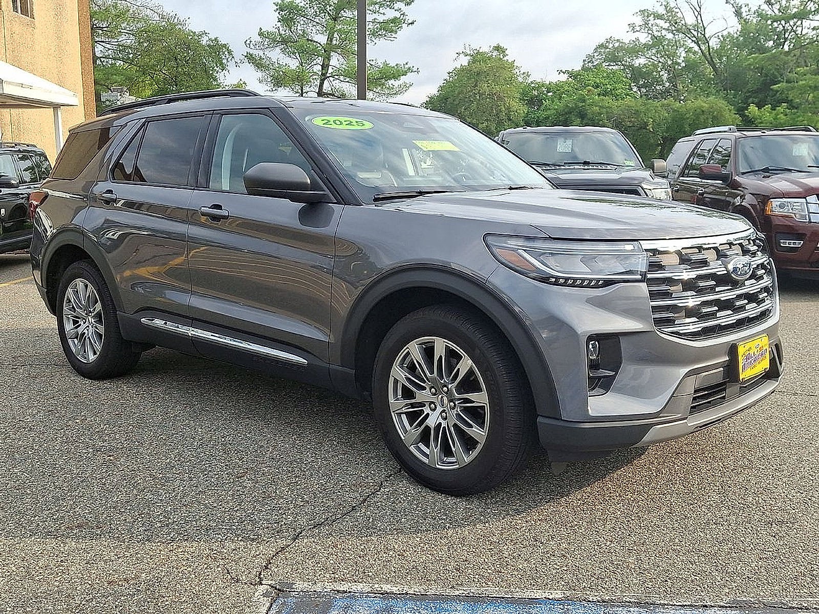 2025 Ford Explorer Active